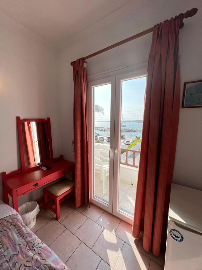 Asterias - Seafront Hotel